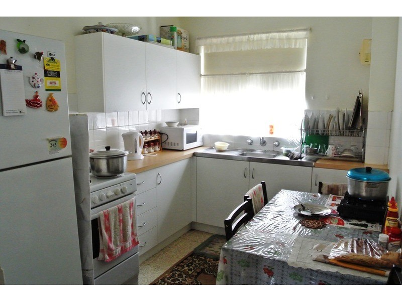 8/7-17 Edwin  Street, Regents Park NSW 2143