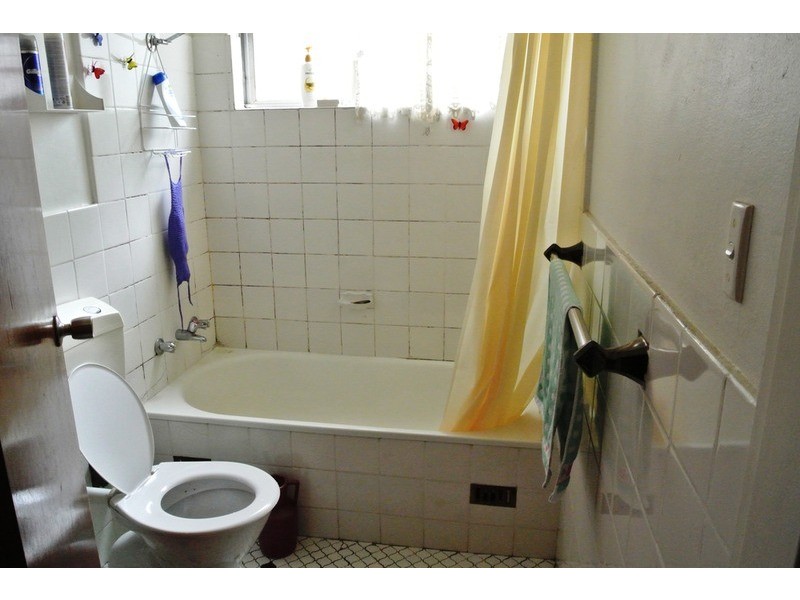 8/7-17 Edwin  Street, Regents Park NSW 2143