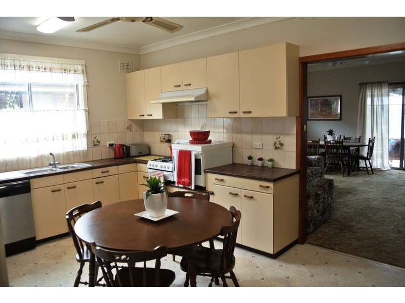 96 Amy Street, Regents Park NSW 2143