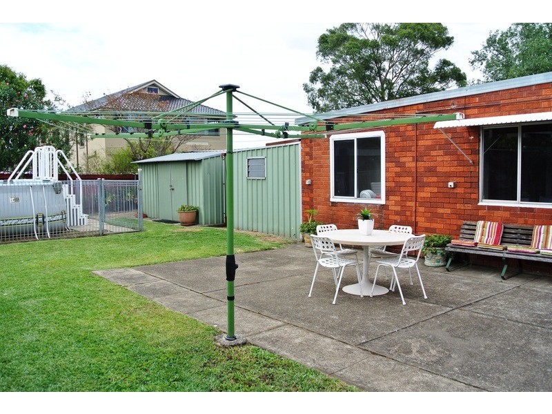 96 Amy Street, Regents Park NSW 2143