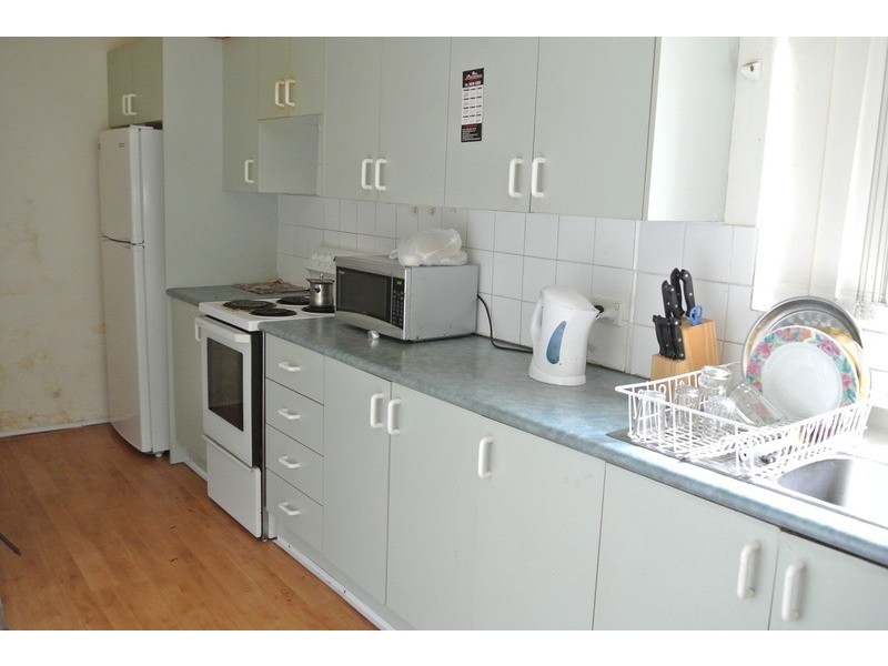 4/27 The Crescent, Berala NSW 2141