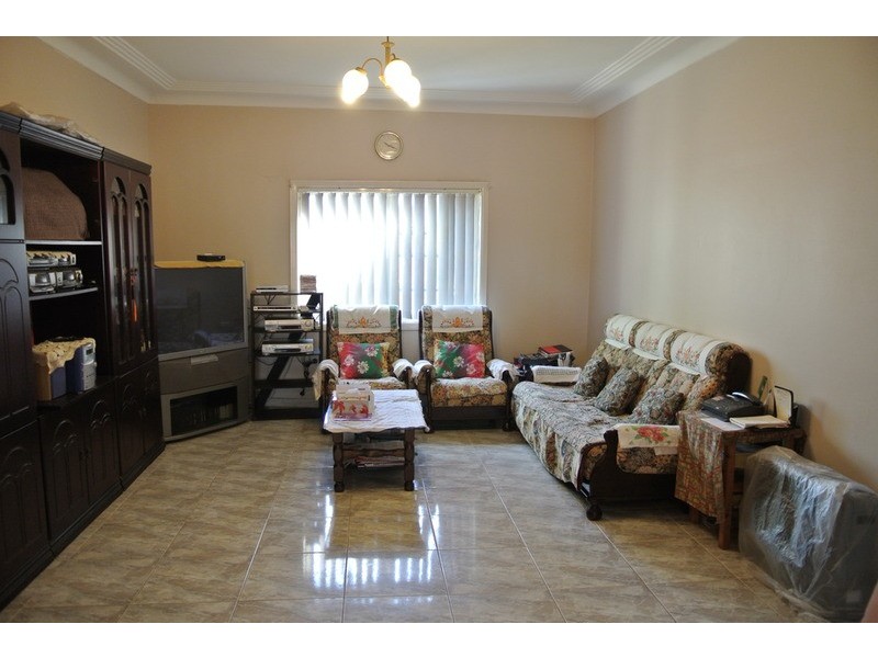 147 Harrow Road, Auburn NSW 2144