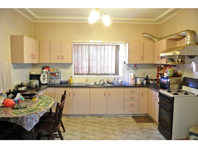 147 Harrow Road, Auburn NSW 2144