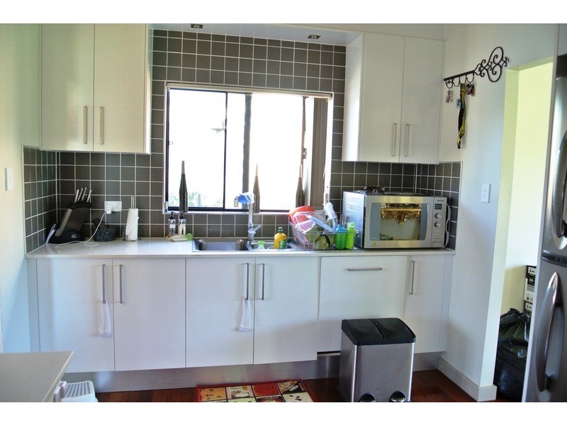 8 Claude James Crescent, Regents Park NSW 2143