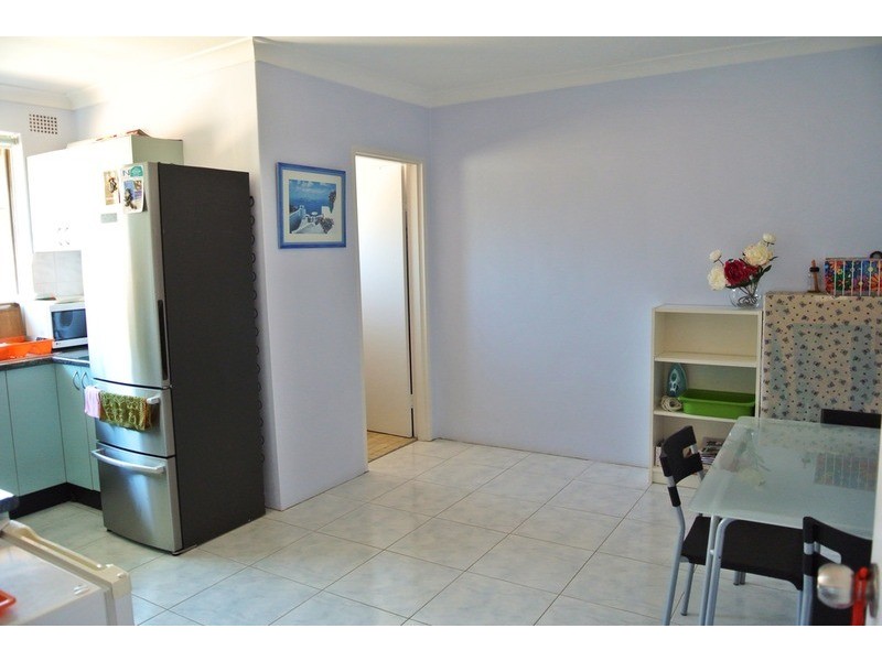 8/1 The Crescent, Berala NSW 2141