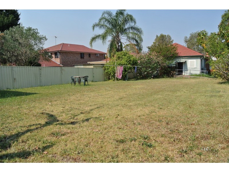 2 lillian Street, Berala NSW 2141