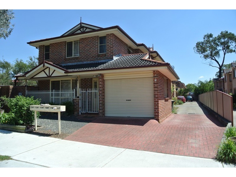 2/11 York  Street, Berala NSW 2141