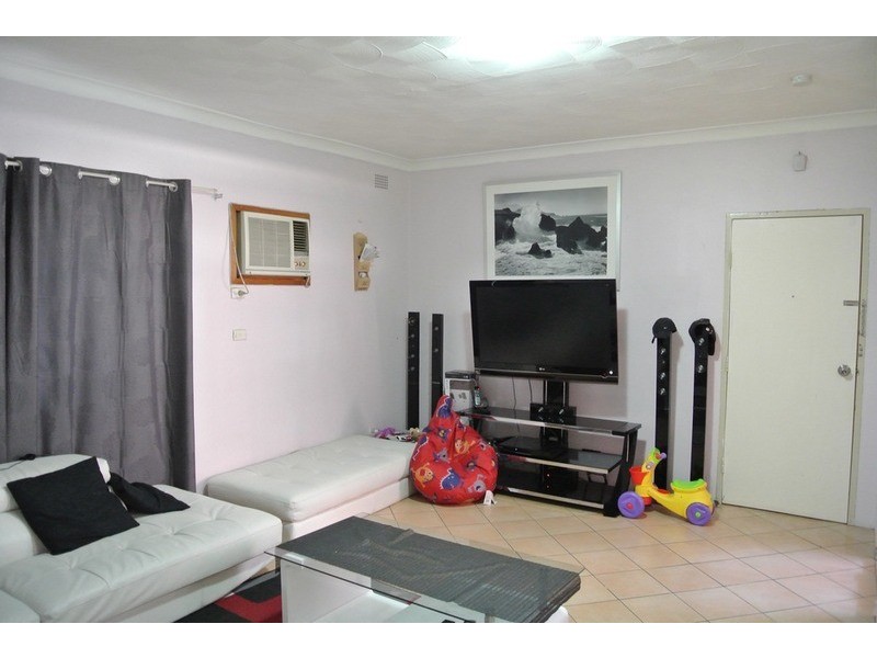 2/12 Crawford Street, Berala NSW 2141