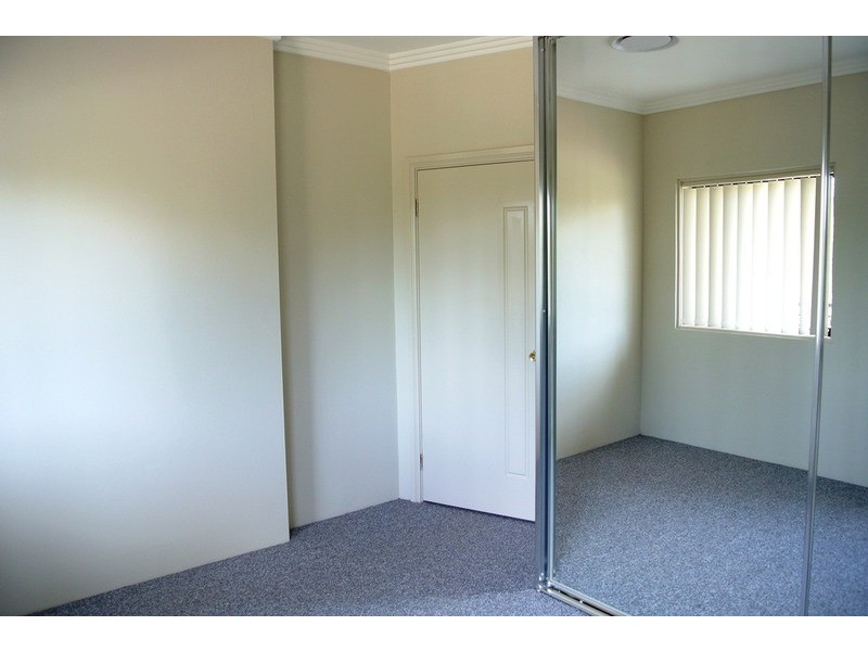 2 Presland  Close, Lansvale NSW 2166