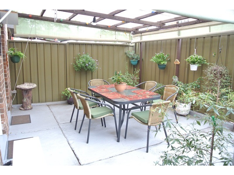 2/273-275 Park Road, Auburn NSW 2144