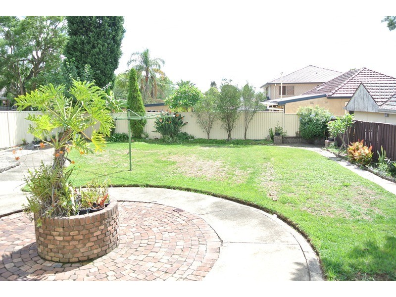 109 Amy  Street, Regents Park NSW 2143