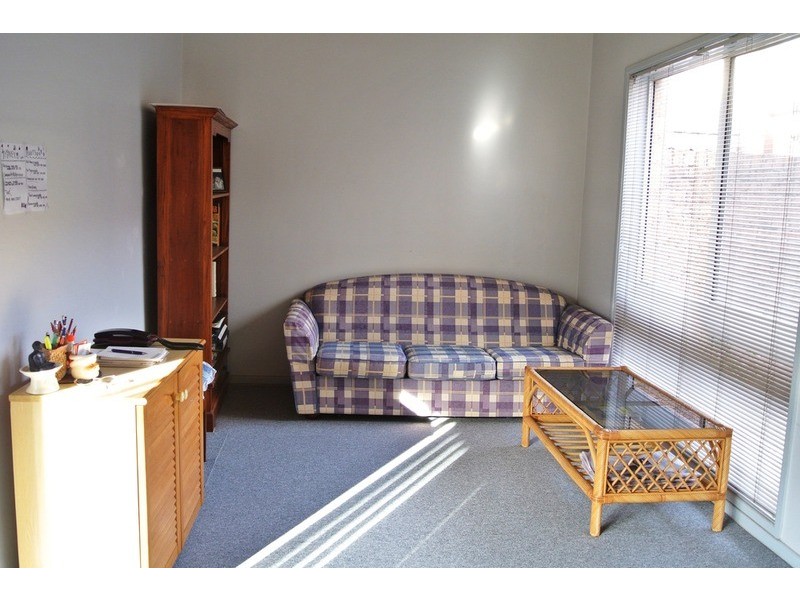 2/301 Park  Road, Auburn NSW 2144