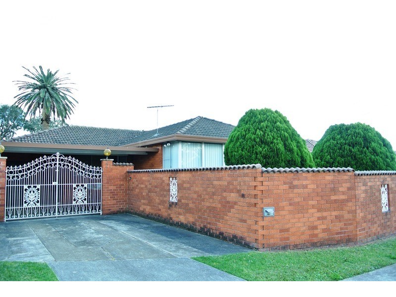 21 Eric Crescent, Lidcombe NSW 2141