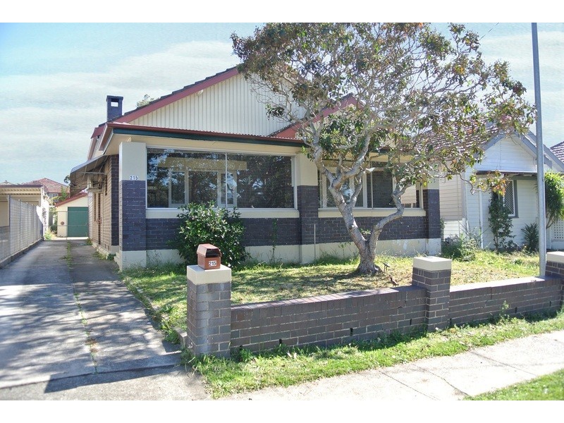 215 Auburn Road, Auburn NSW 2144