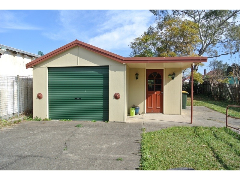 215 Auburn Road, Auburn NSW 2144