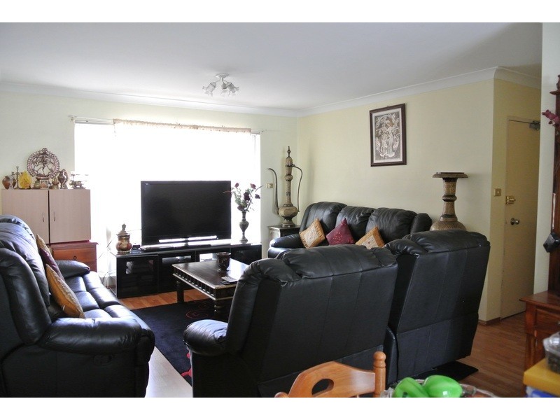 1/50a Amy Street, Regents Park NSW 2143