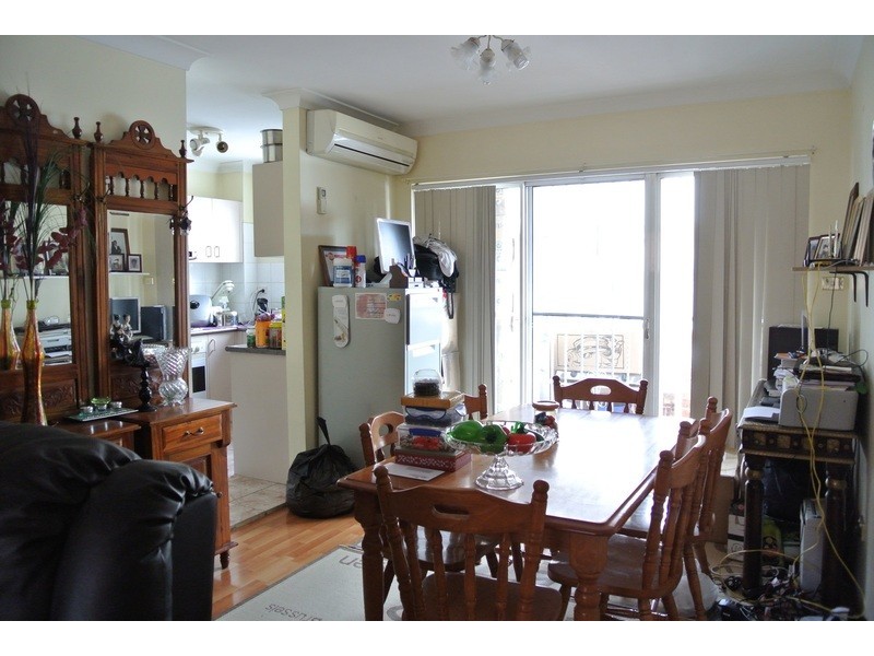 1/50a Amy Street, Regents Park NSW 2143