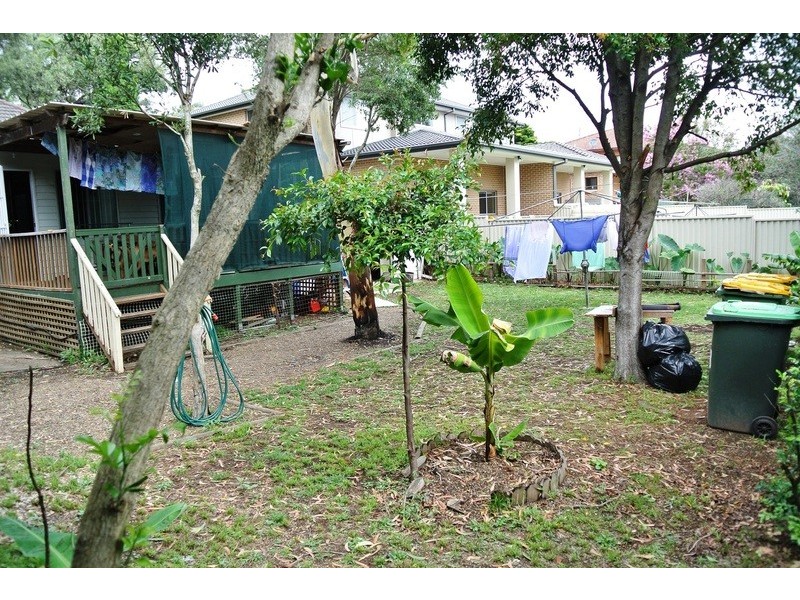 98 Cooper Road, Birrong NSW 2143