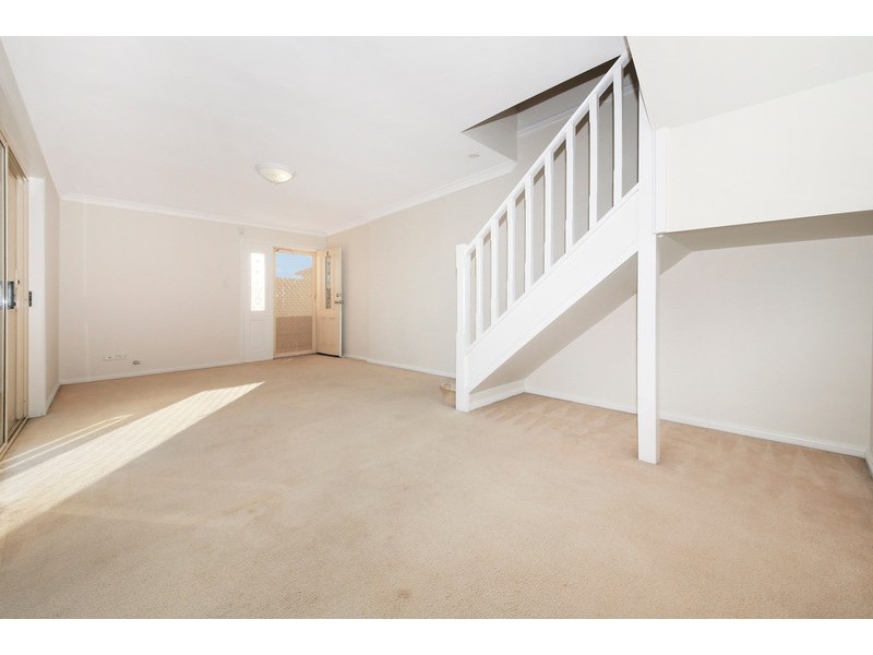 9/6 Edwin Street, Regents Park NSW 2143