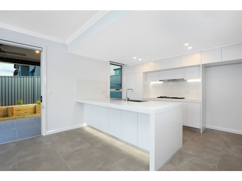 15a Kibo Road, Regents Park NSW 2143