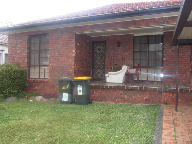 128 Amy Street, Regents Park NSW 2143