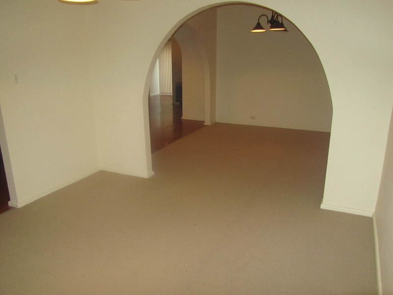 128 Amy Street, Regents Park NSW 2143