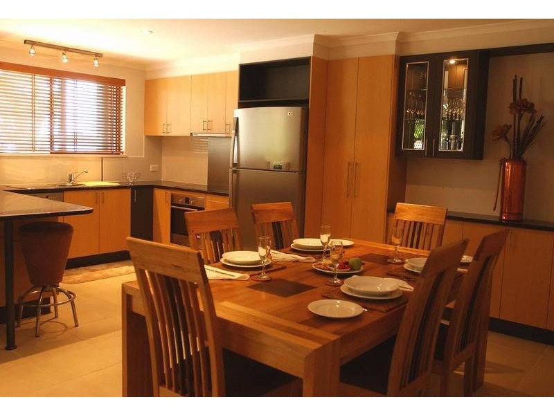 2/38 Marandowie Drive, Iluka NSW 2466