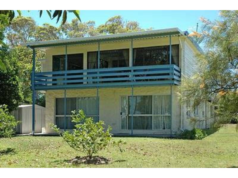 18 Queen Lane, Iluka NSW 2466