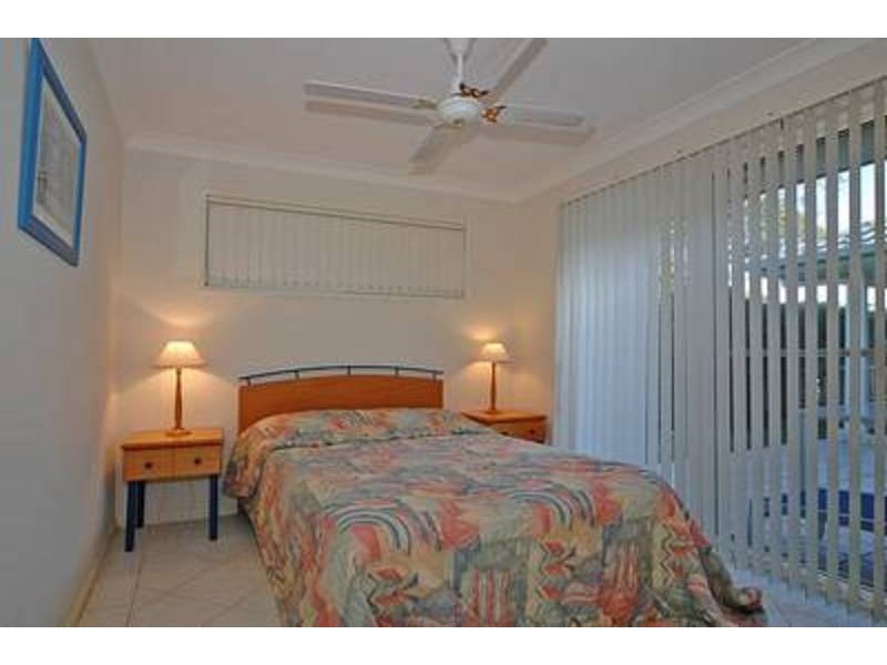 1/20 Queen Lane, Iluka NSW 2466