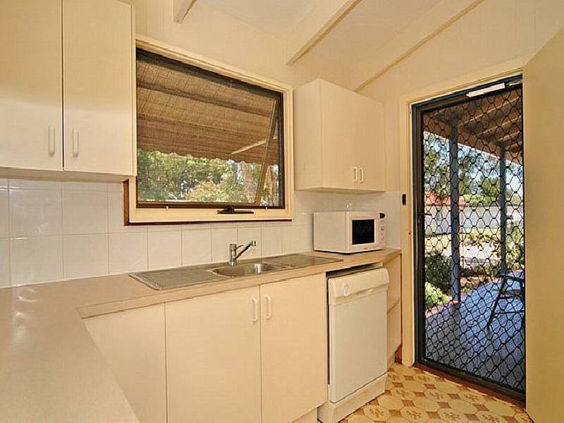 24 Marandowie Drive, Iluka NSW 2466