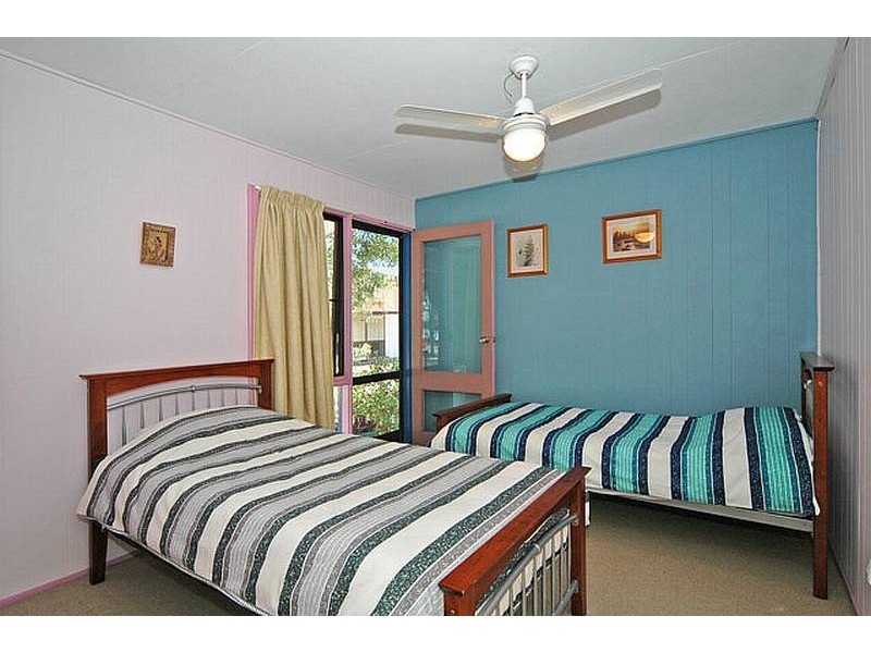 24 Marandowie Drive, Iluka NSW 2466