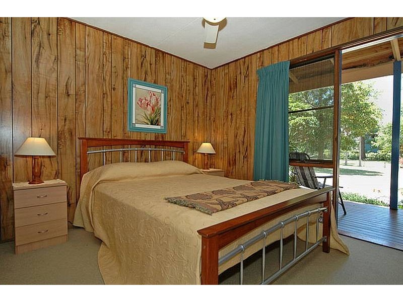 24 Marandowie Drive, Iluka NSW 2466