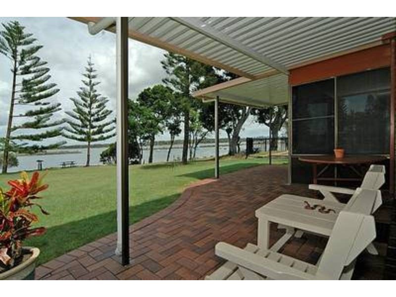 2/28 Queen Lane, Iluka NSW 2466