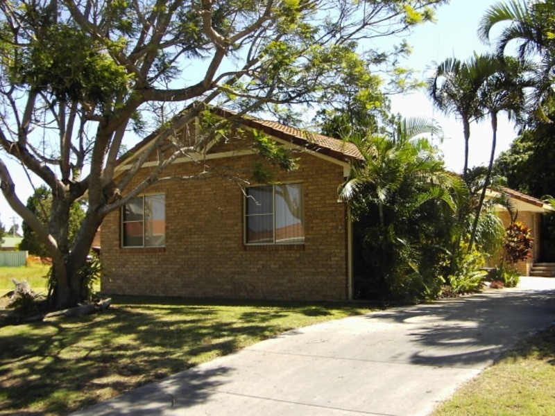 8 Melville Street, Iluka NSW 2466