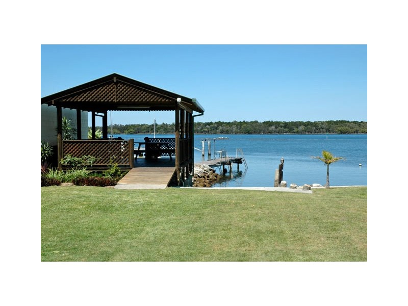 2/4 Spenser Street, Iluka NSW 2466