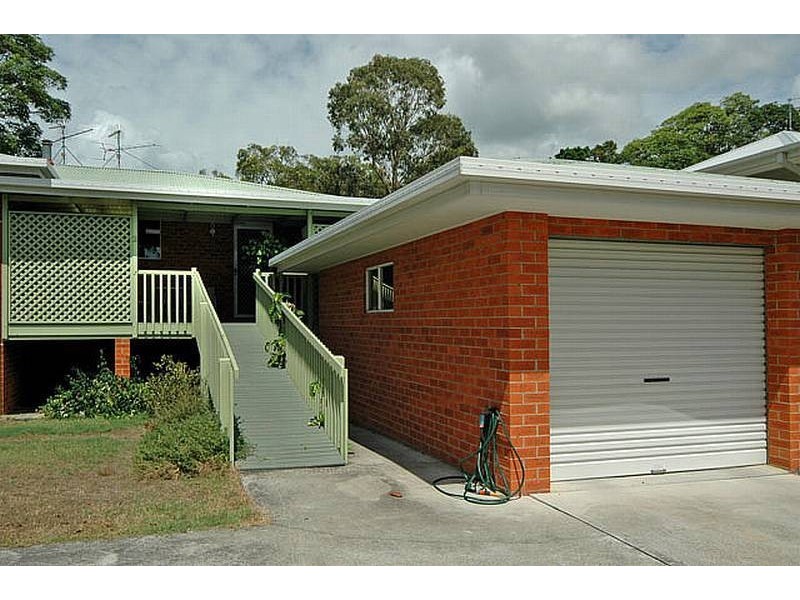 2/10 Queen Lane, Iluka NSW 2466