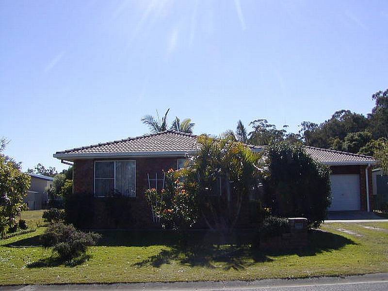 7 Conrad Close, Iluka NSW 2466