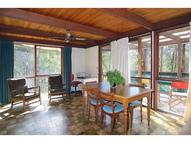 13 Waratah Avenue, Selby VIC 3159