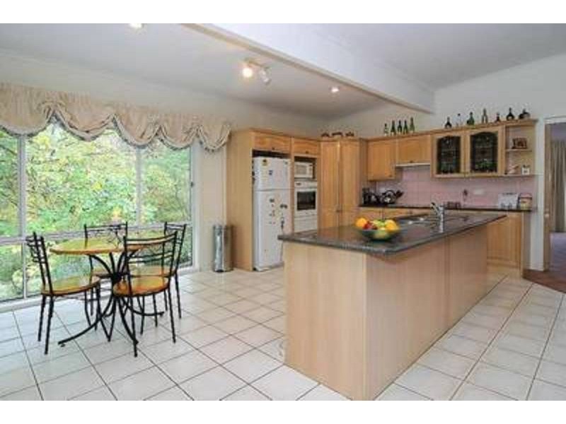 10 Ann Court, Mount Dandenong VIC 3767