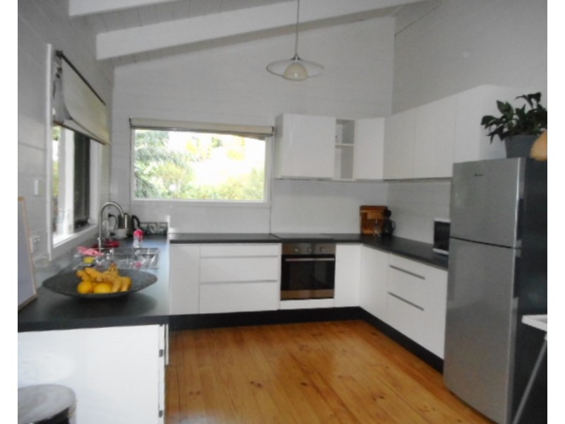 1 La La Avenue, Warburton VIC 3799