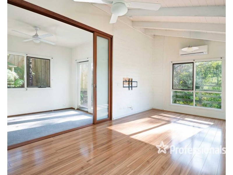 1 La La Avenue, Warburton VIC 3799