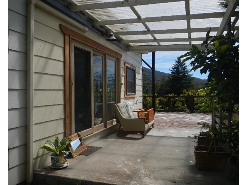 18 Leila Road, Warburton VIC 3799