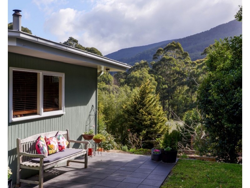 19 Giffords Road, Warburton VIC 3799