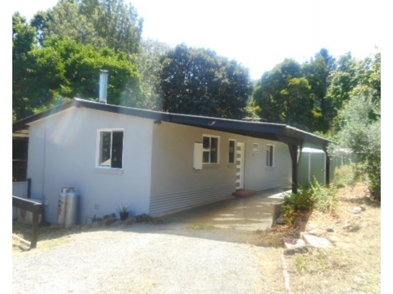 6 Shirley Avenue, Warburton VIC 3799