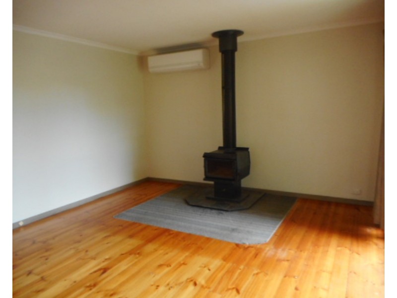 20 Douglas Parade, Yarra Junction VIC 3797