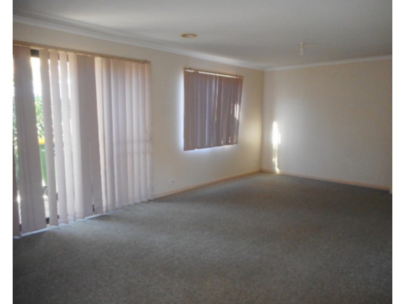 33 Arwon Court, Lilydale VIC 3140