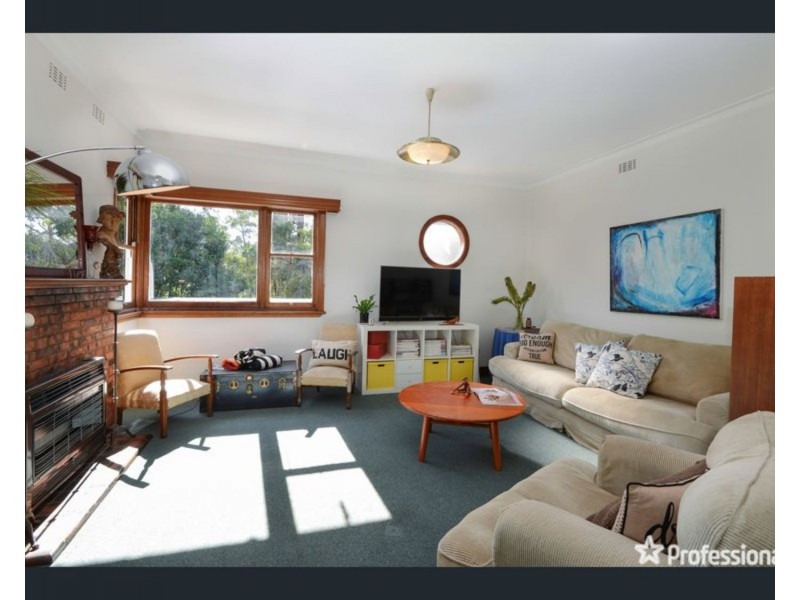 12 La La Avenue, Warburton VIC 3799