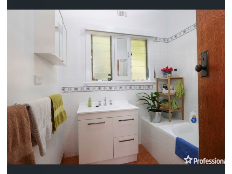 12 La La Avenue, Warburton VIC 3799