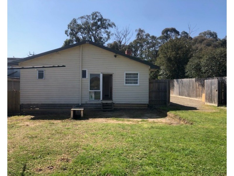 735 Old Warburton Road, Wesburn VIC 3799