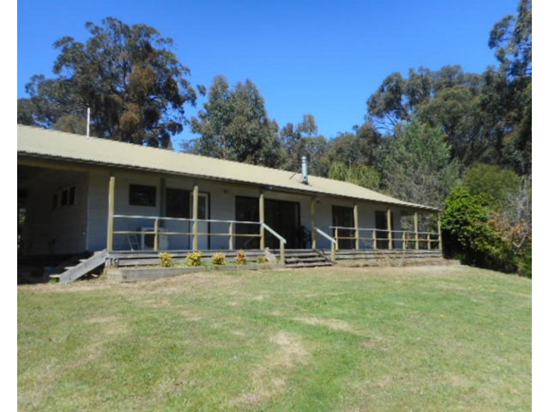 585 Lusatia Park Road, Hoddles Creek VIC 3139